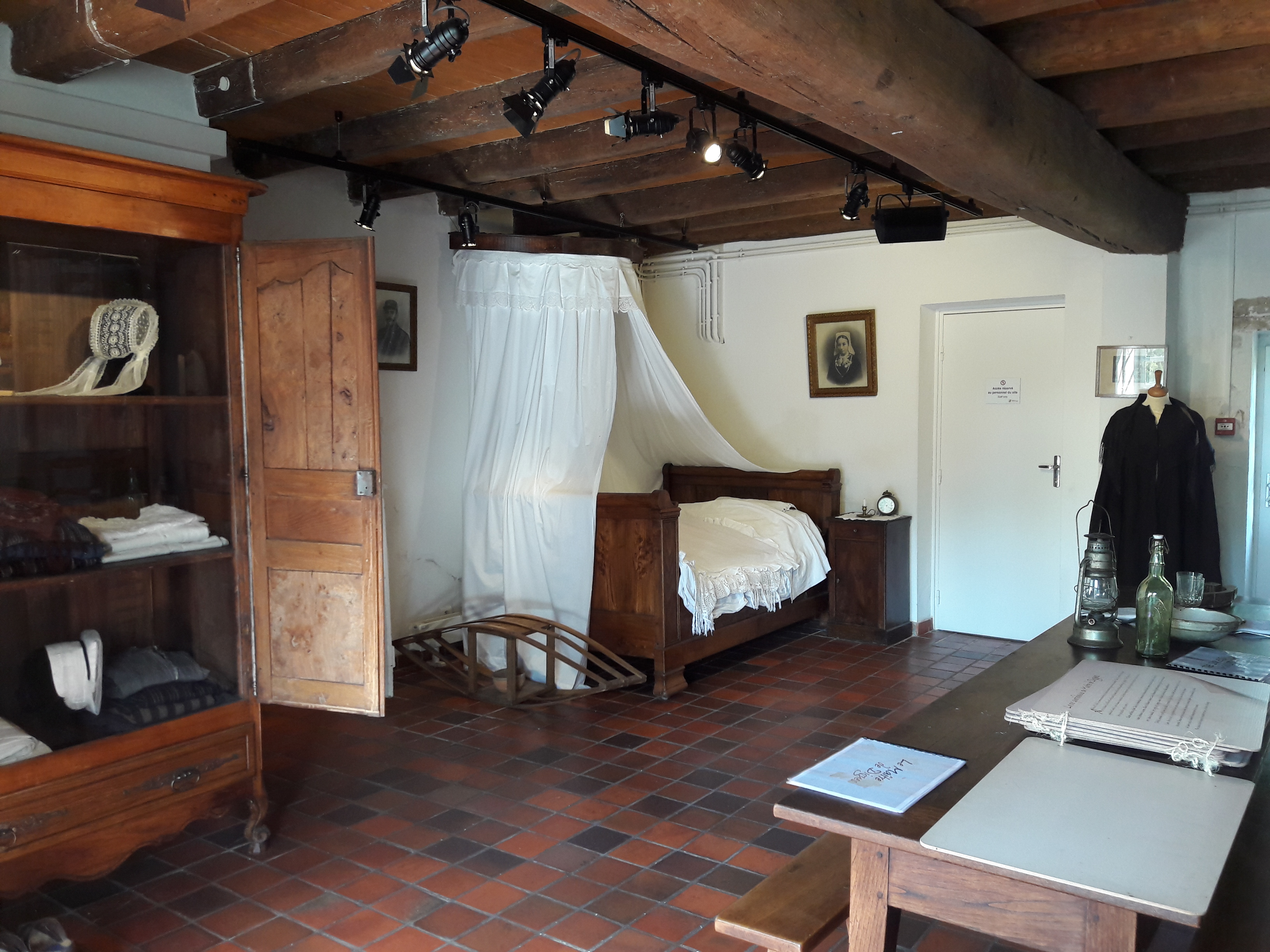 Intérieur de la Maison du Maitre de Digues dans le marais poitevin