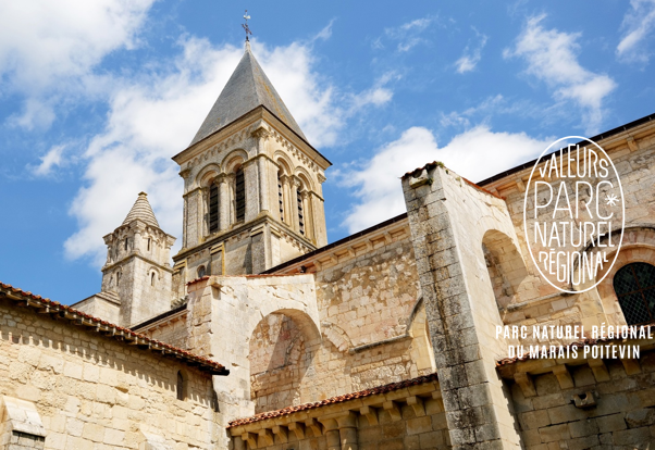L'abbaye de Nieul-sur-l'Autise et son clocher