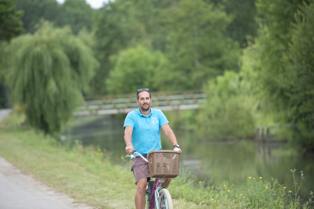 Damien, guide de balades à vélo dans le Marais poitevin